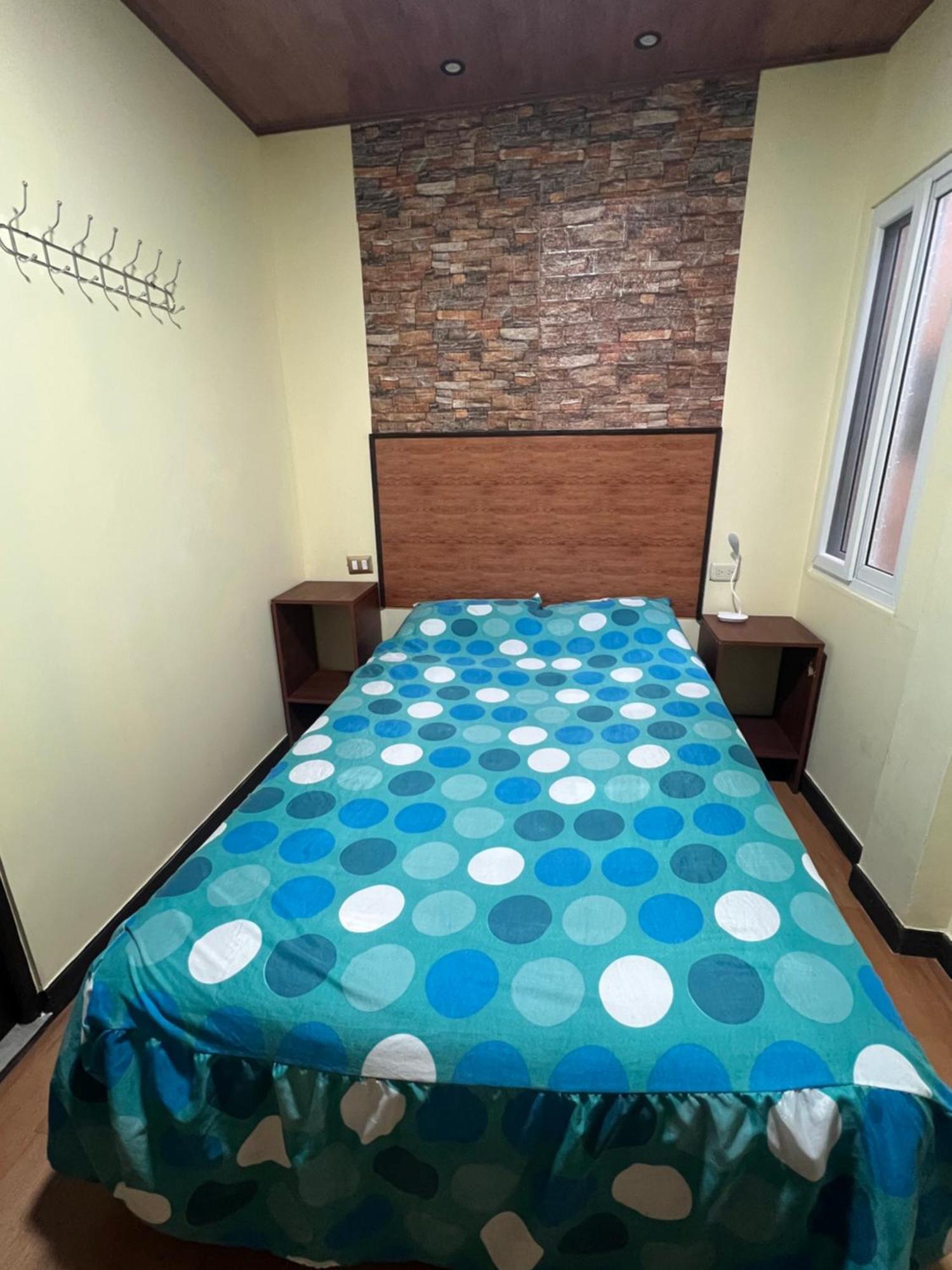 C&M Exclusive Private Rooms Quetzaltenango ภายนอก รูปภาพ