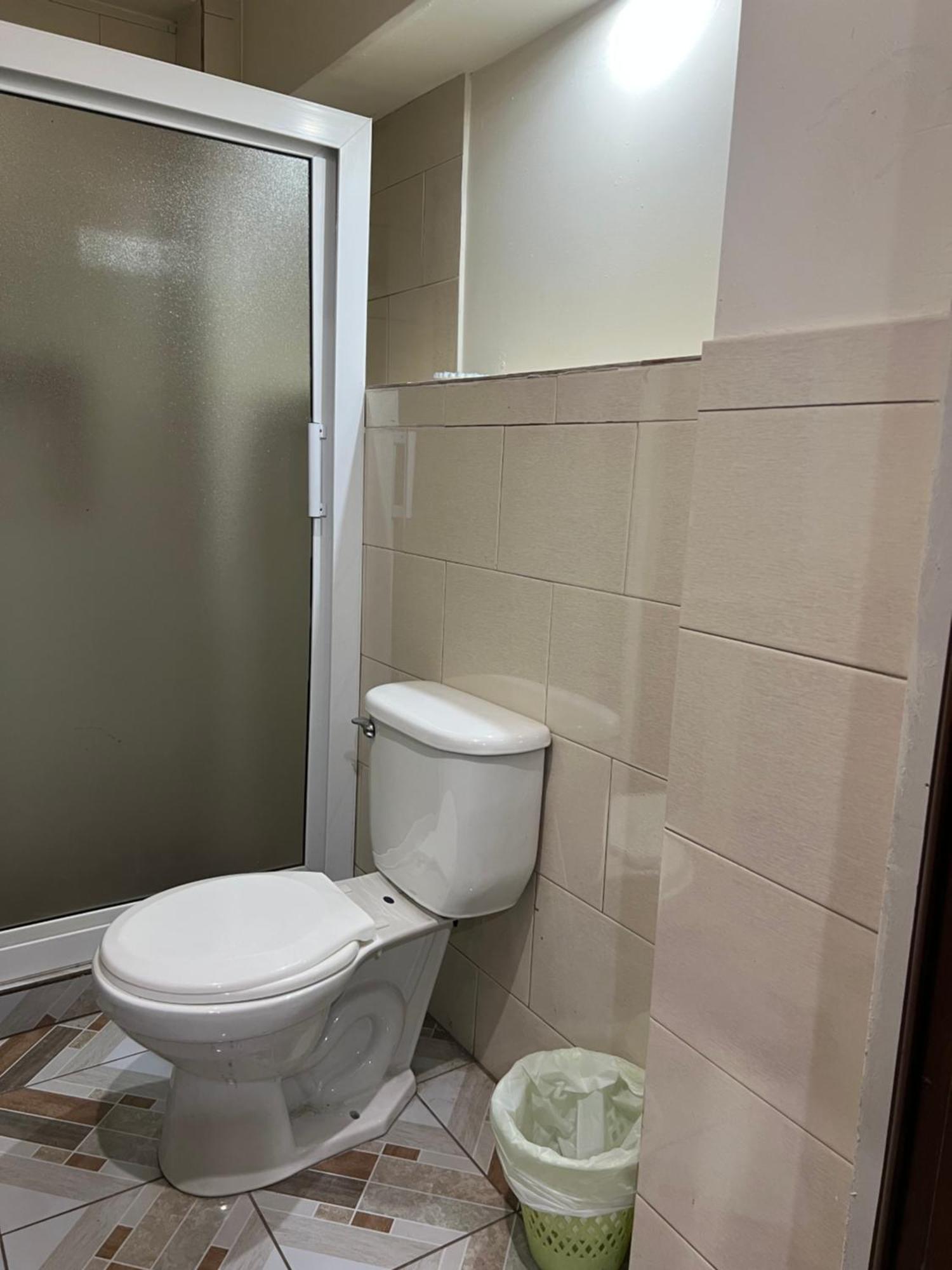 C&M Exclusive Private Rooms Quetzaltenango ภายนอก รูปภาพ