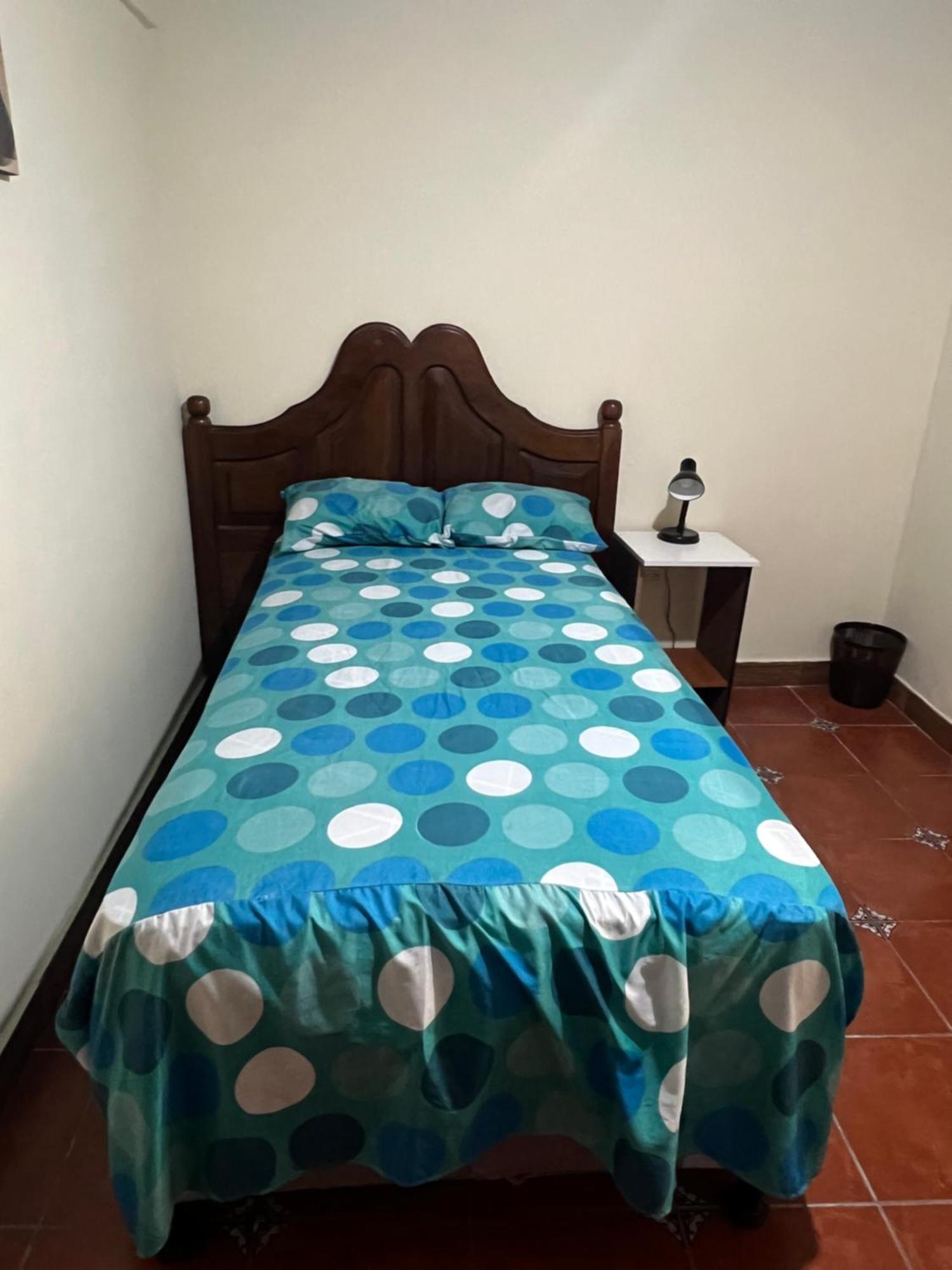 C&M Exclusive Private Rooms Quetzaltenango ภายนอก รูปภาพ